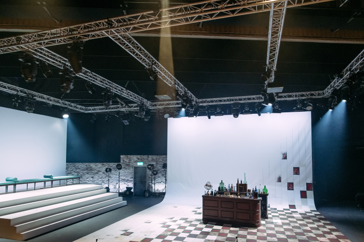 Empty set of opera quintuple bill